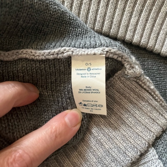 Lululemon Merino Wool Scarf - Picture 5 of 5